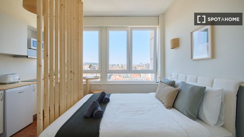 Apartment mono Lisbon — photo 8