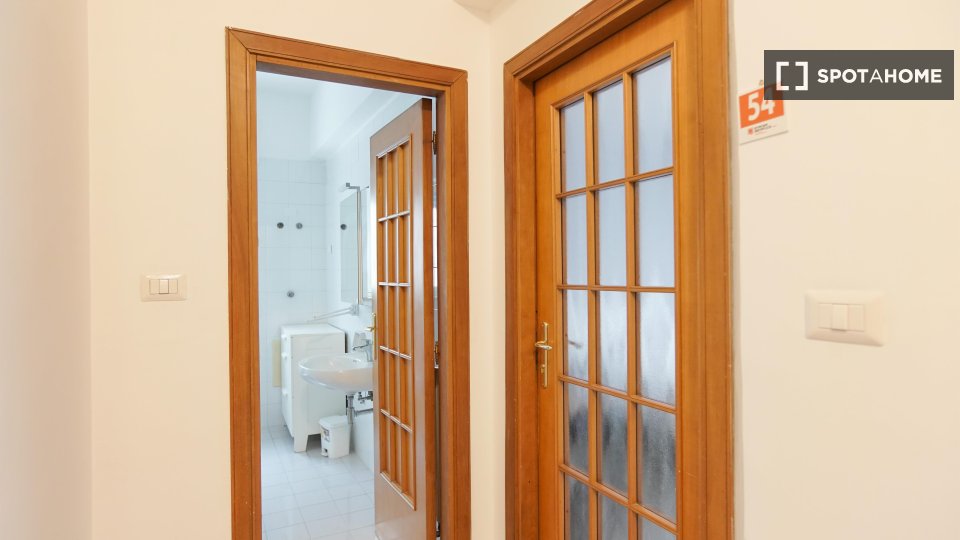 Double room Naples, 5 beds — photo 9