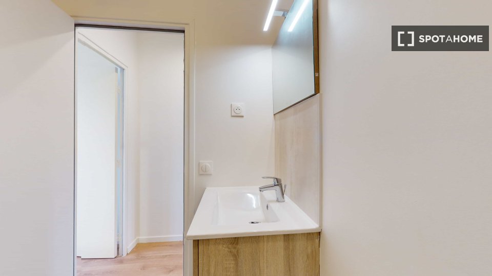 Double room Paris, 12 beds — photo 31