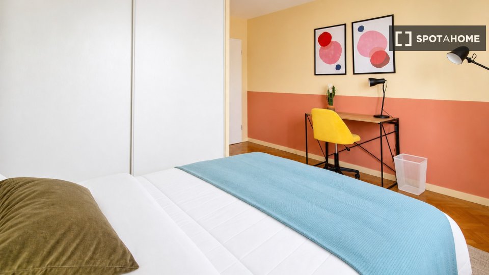 Chambre double Paris, 4 chambres — photo 22