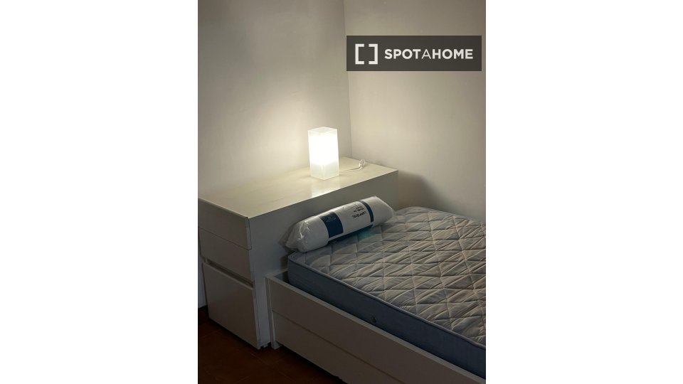 Double room Rome, 2 beds — photo 4