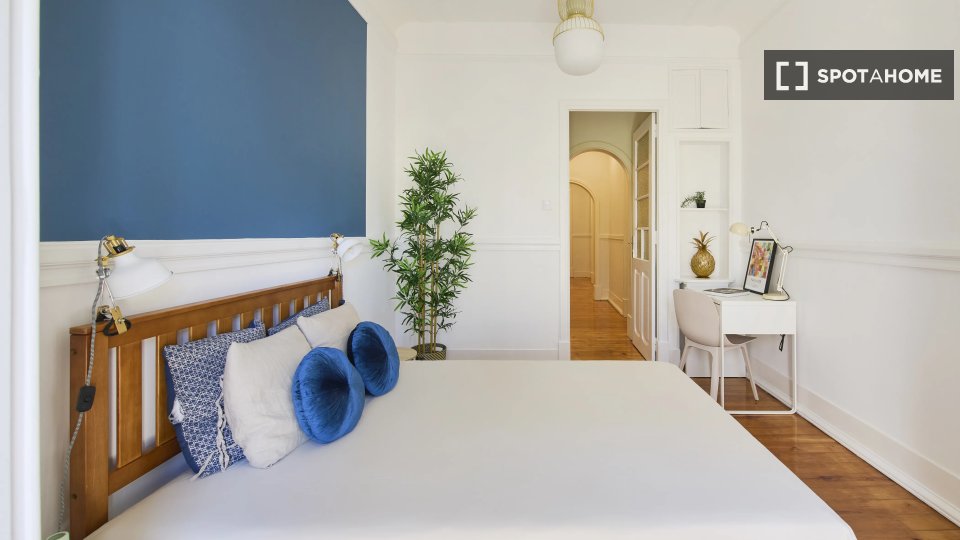 Double room Lisbon, 6 beds — photo 2