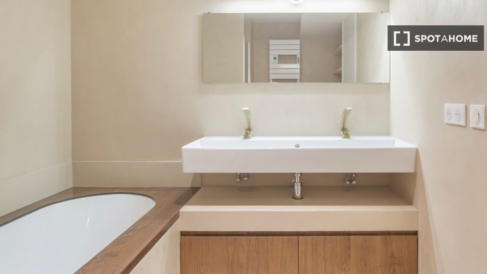 Apartment Paris, 2 beds, 67m² — photo 16