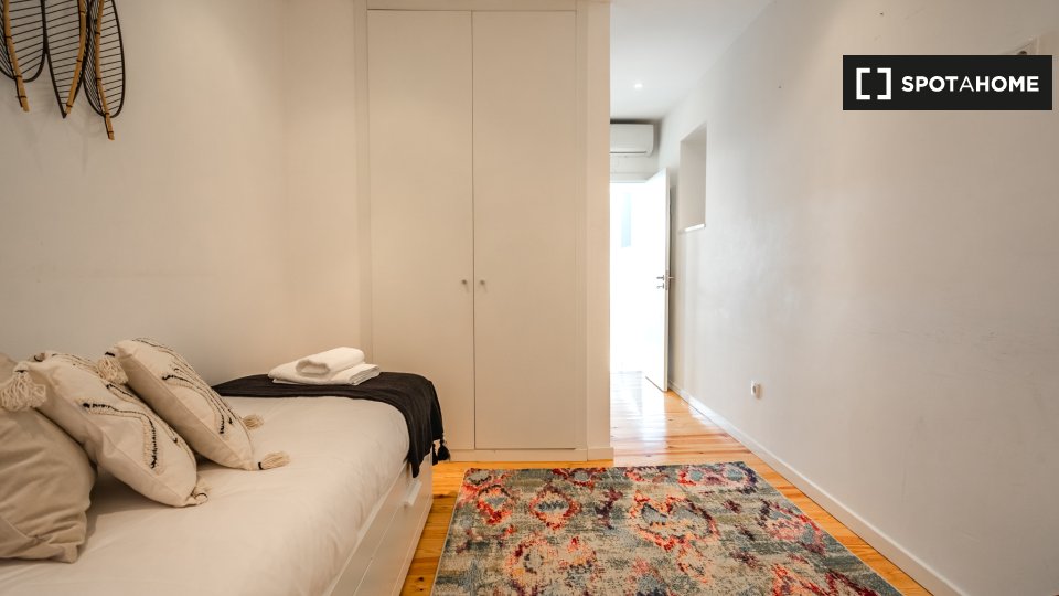 Apartment Lisbon, 2 beds — photo 6