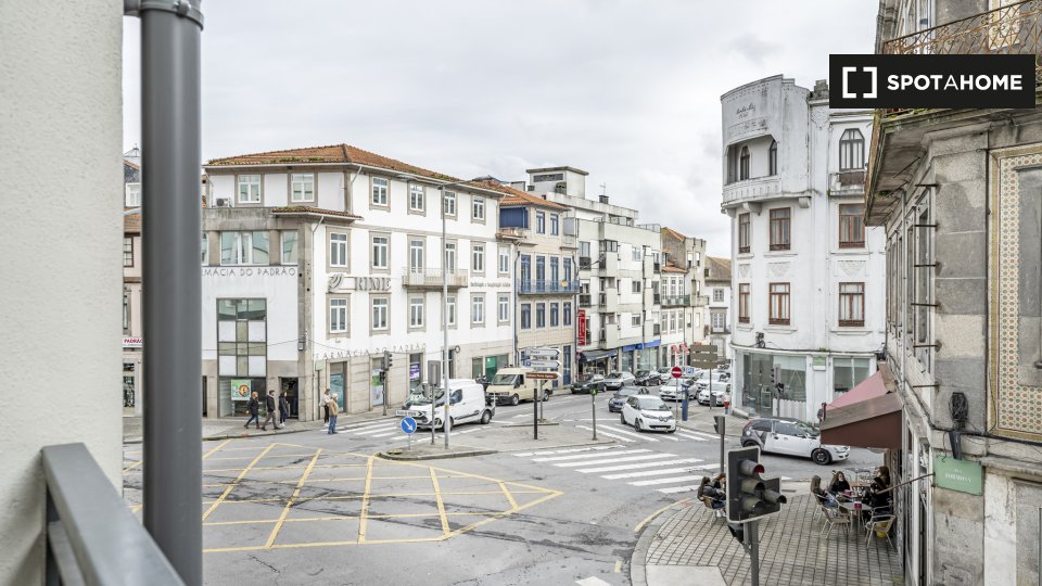 Apartment Porto, 1 bed, 35m² — photo 2
