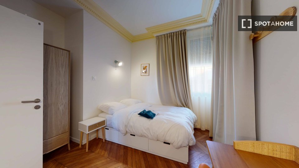 Double room Paris, 18 beds — photo 28