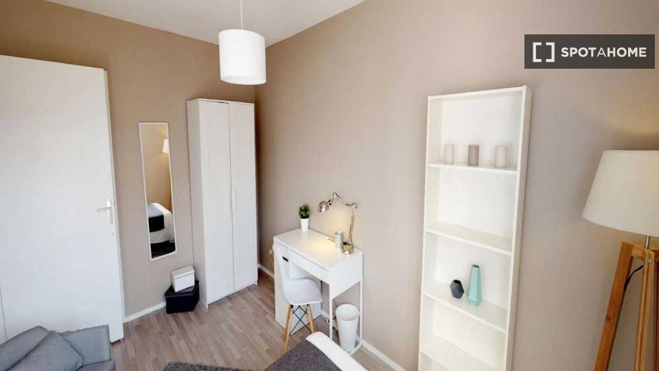Camera doppia Lione, 4 camere, 70m² — foto 8