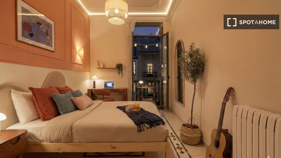 Double room Barcelona, 9 beds, 300m² — photo 24
