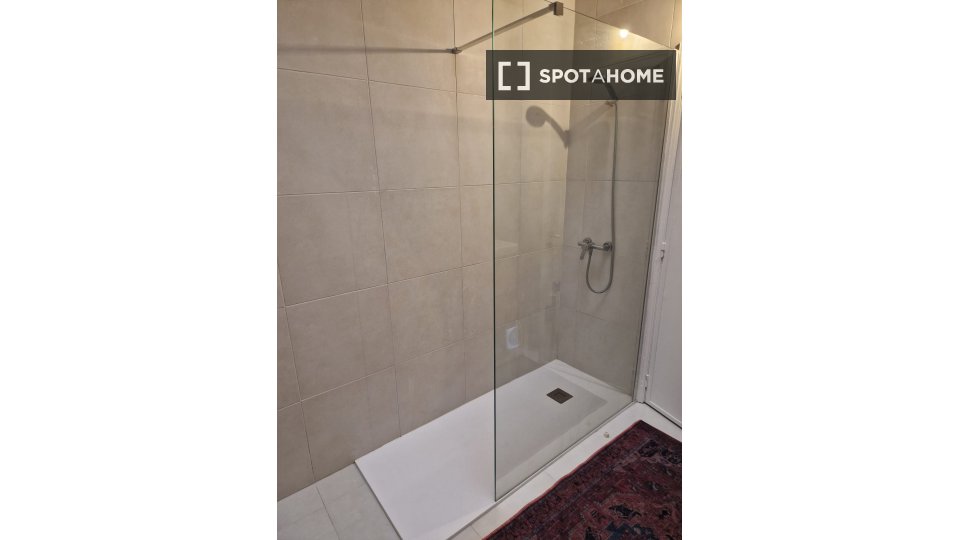 Apartment Porto, 2 beds, 98m² — photo 1