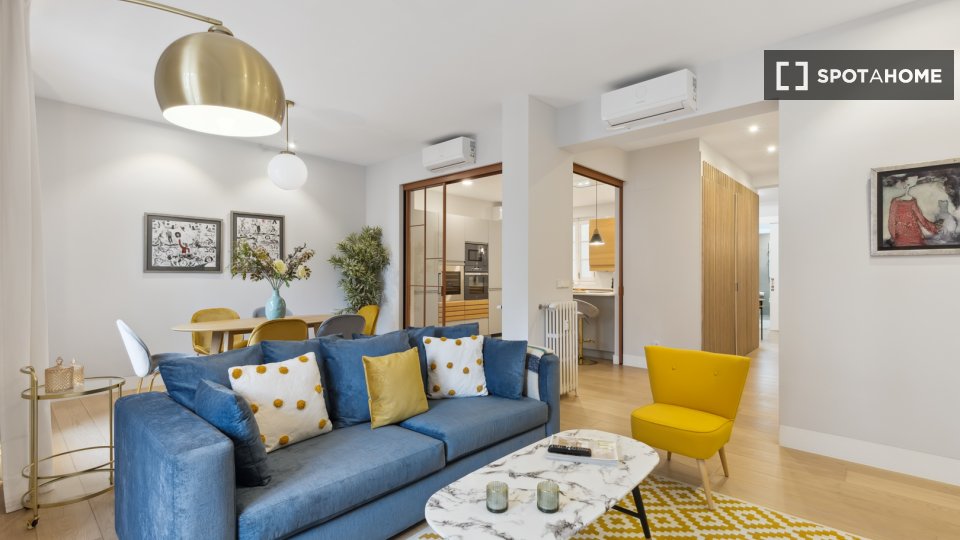 Apartment Madrid, 2 beds, 136m² — photo 2