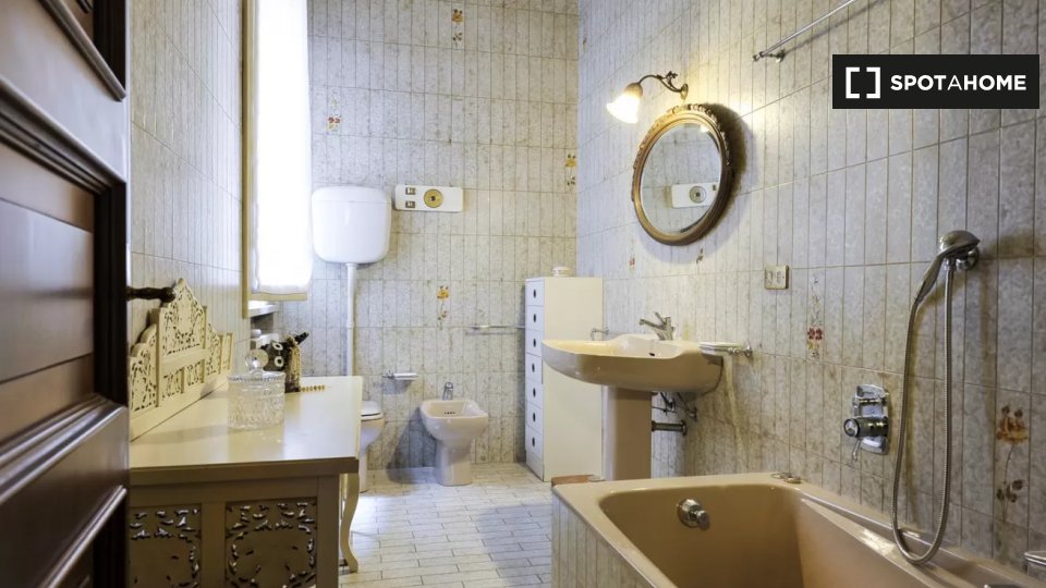 Apartment Bologna, 2 beds — photo 22