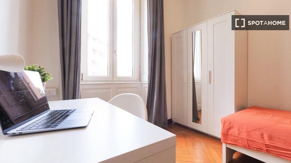 Double room Milan, 6 beds — photo 11