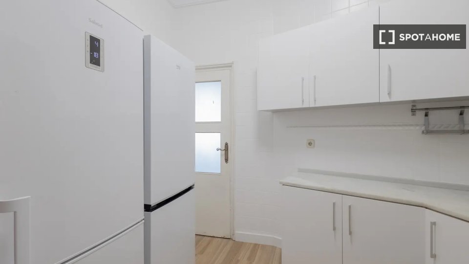 Double room Valencia, 6 beds — photo 19
