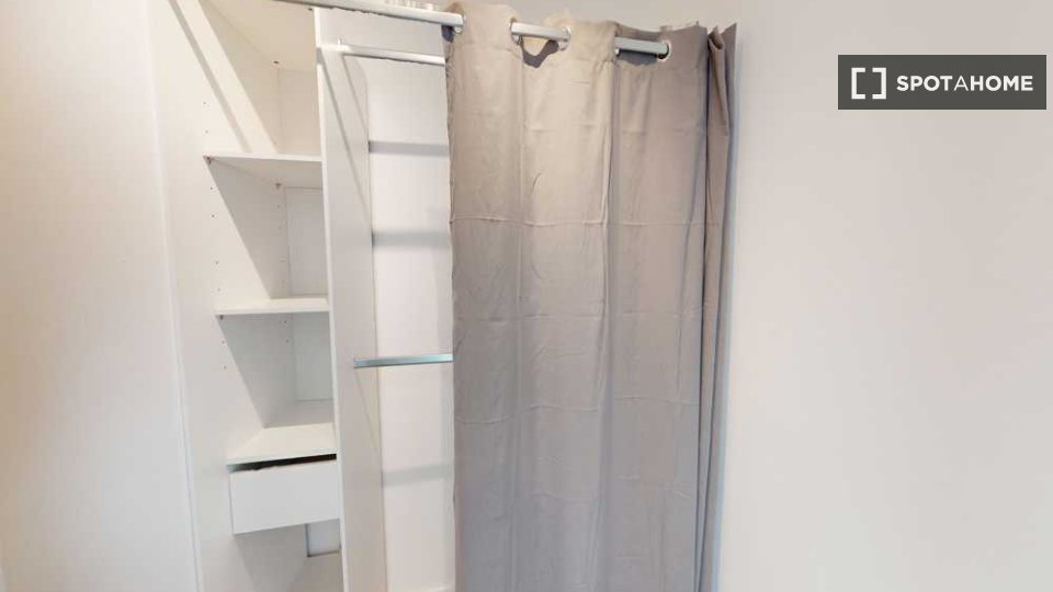 Double room Paris, 5 beds, 100m² — photo 5