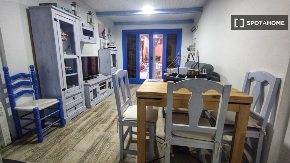 Apartment Alicante, 1 bed — photo 13