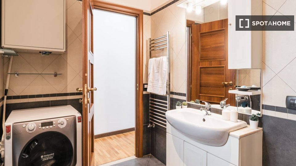 Apartment Rome, 3 beds, 90m² — photo 4