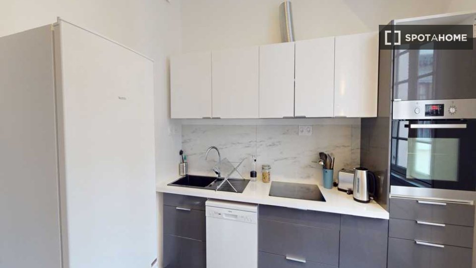Double room Lyon, 4 beds, 90m² — photo 10