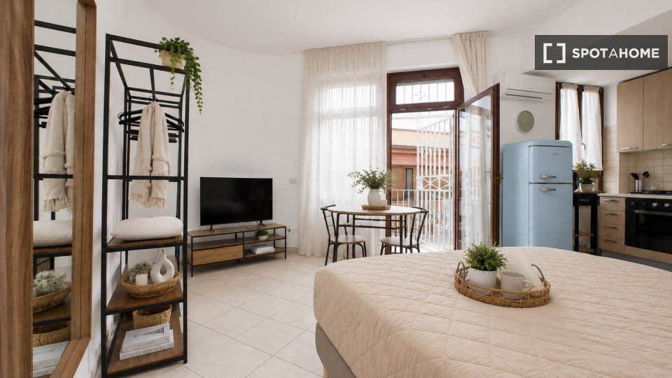 Apartment mono Rome — photo 22