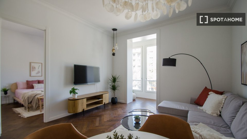 Apartment Barcelona, 2 beds, 80m² — photo 9