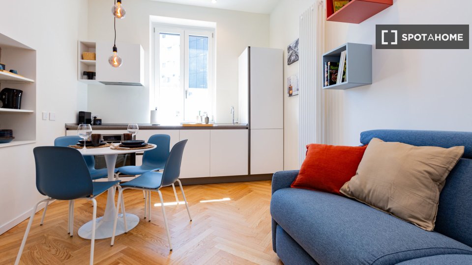 Appartamento con 1 camera da letto in affitto a Isola, Milano. - en Milán