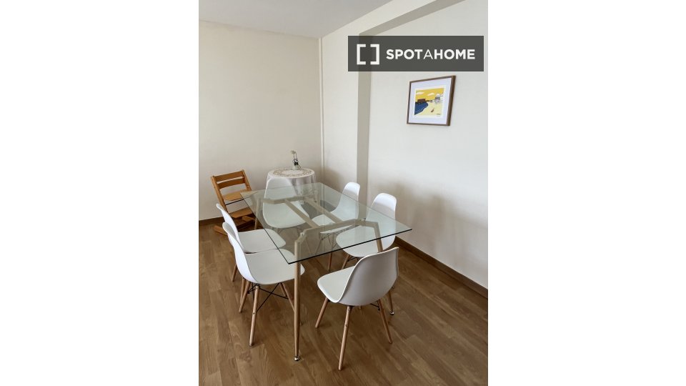 Apartment Cadiz, 3 beds, 110m² — photo 1
