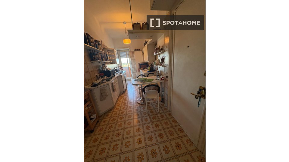 Double room Rome, 2 beds — photo 4