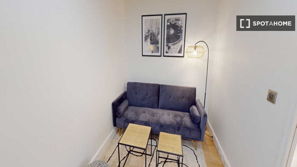 Double room Paris, 5 beds, 120m² — photo 4
