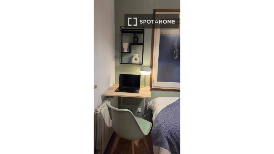 Double room Barcelona, 5 beds, 100m² — photo 3