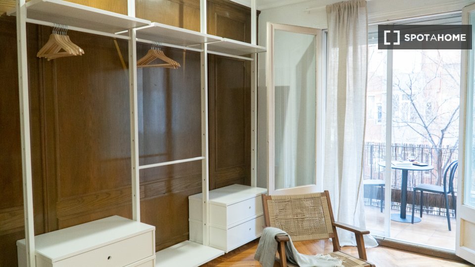 Double room Barcelona, 6 beds — photo 10