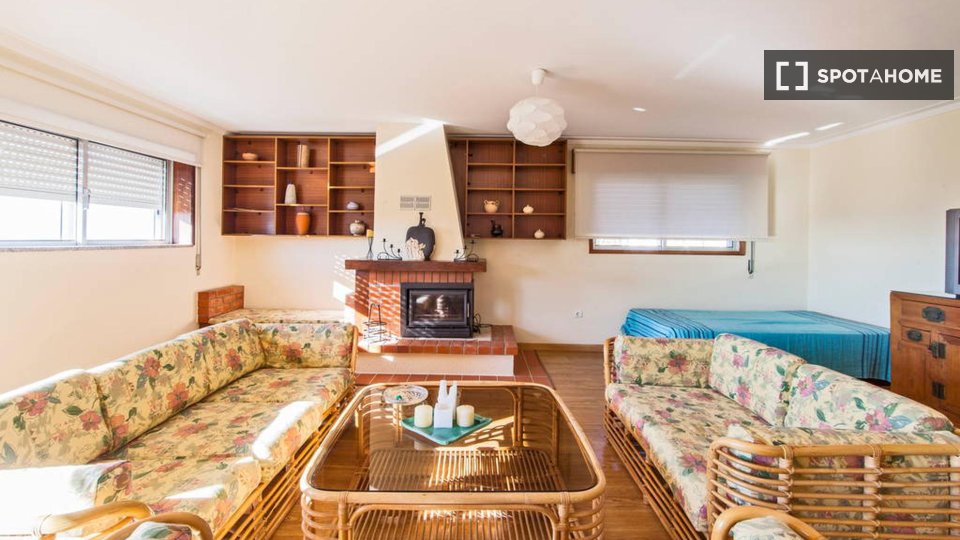 Double room Porto, 3 beds, 155m² — photo 8