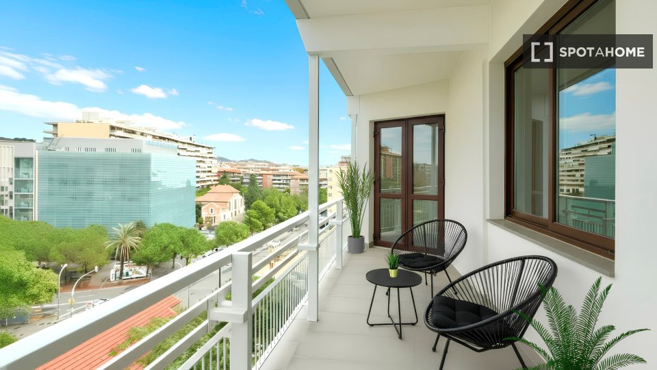 Apartment Barcelona, 3 beds, 82m² — photo 4