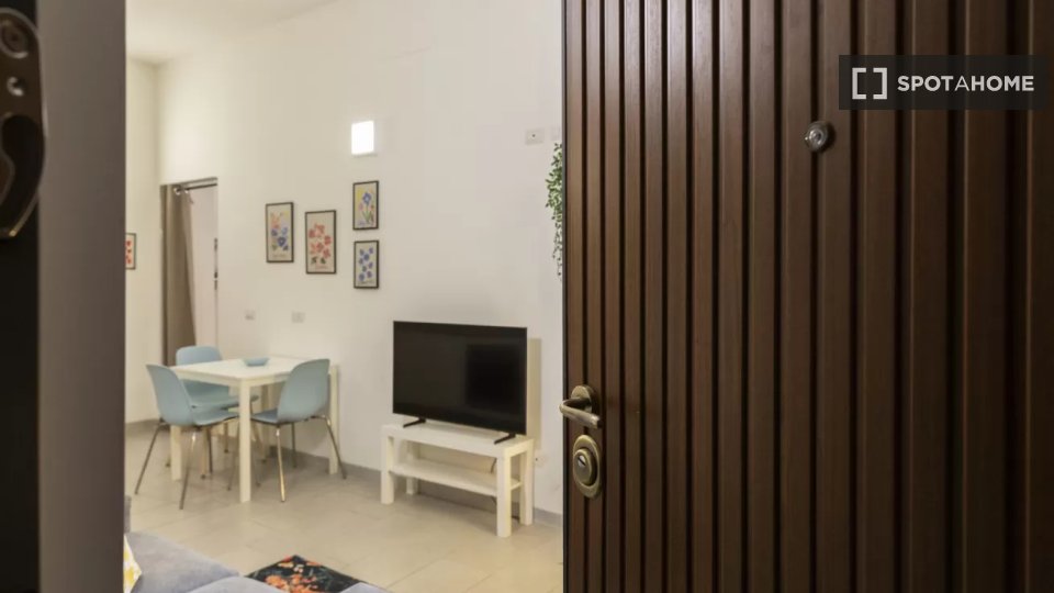 Apartment Milan, 1 bed, 40m² — photo 5