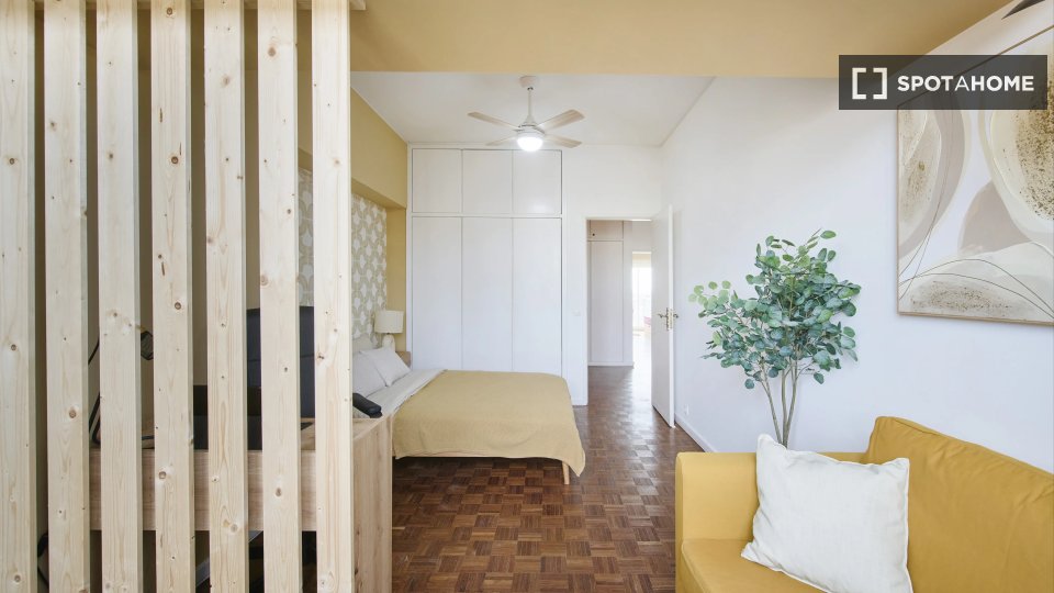 Double room Lisbon, 9 beds — photo 13
