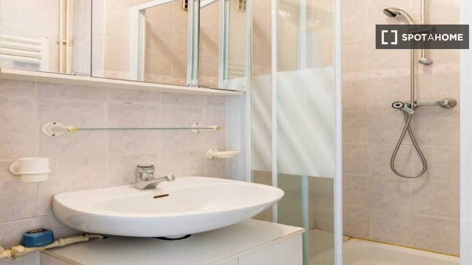 Double room Lyon, 4 beds, 60m² — photo 13