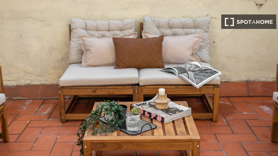 Double room Barcelona, 7 beds, 121m² — photo 17