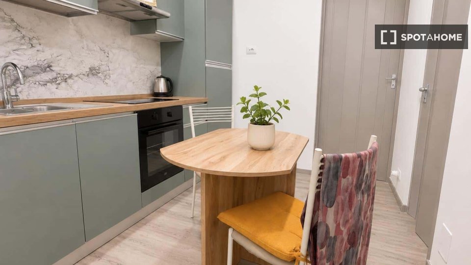 Apartment Milan, 1 bed, 28m² — photo 4