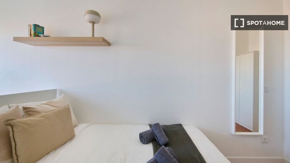 Double room Lisbon, 10 beds — photo 13