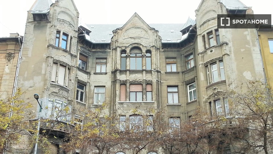 Apartment Budapest, 3 beds, 96m² — photo 18