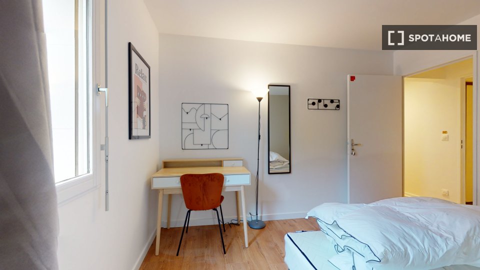 Double room Lille, 15 beds — photo 8