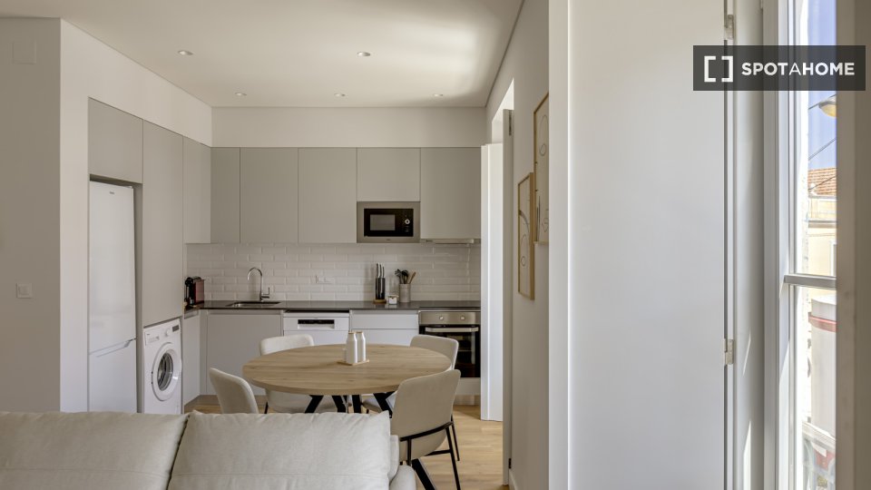 Apartment mono Lisbon — photo 14