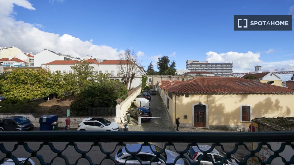 Double room Lisbon, 7 beds — photo 14