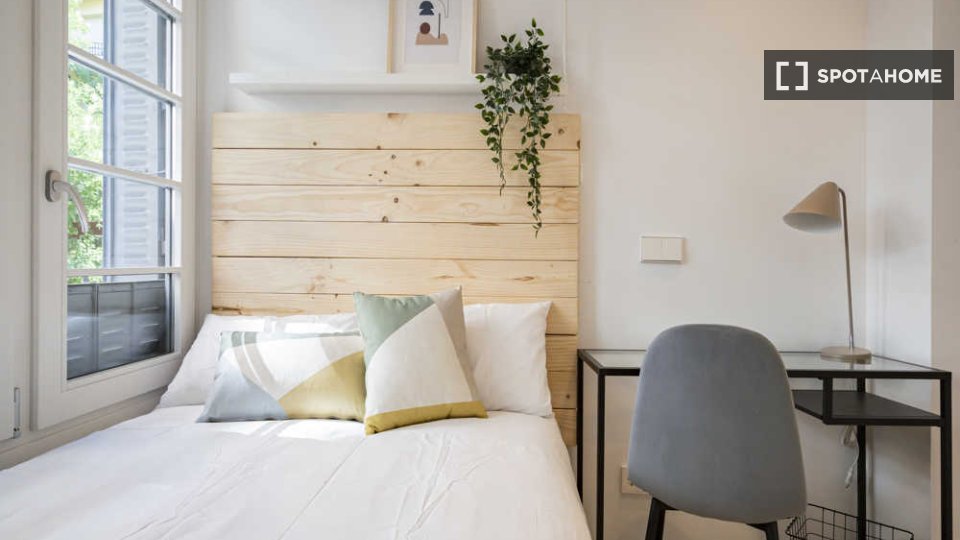 Double room Madrid, 4 beds — photo 59
