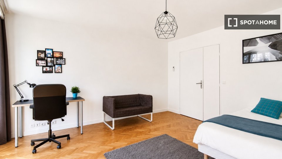 Chambre double Paris, 5 chambres — photo 21
