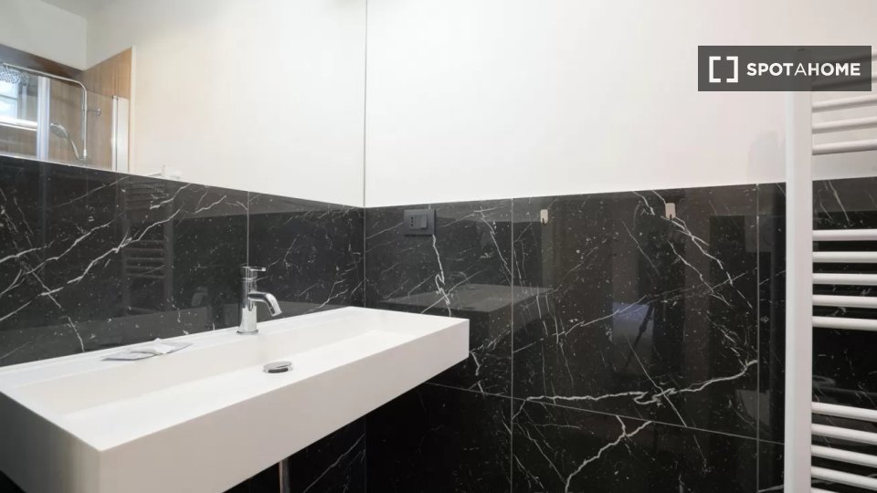 Apartment Turin, 1 bed — photo 14