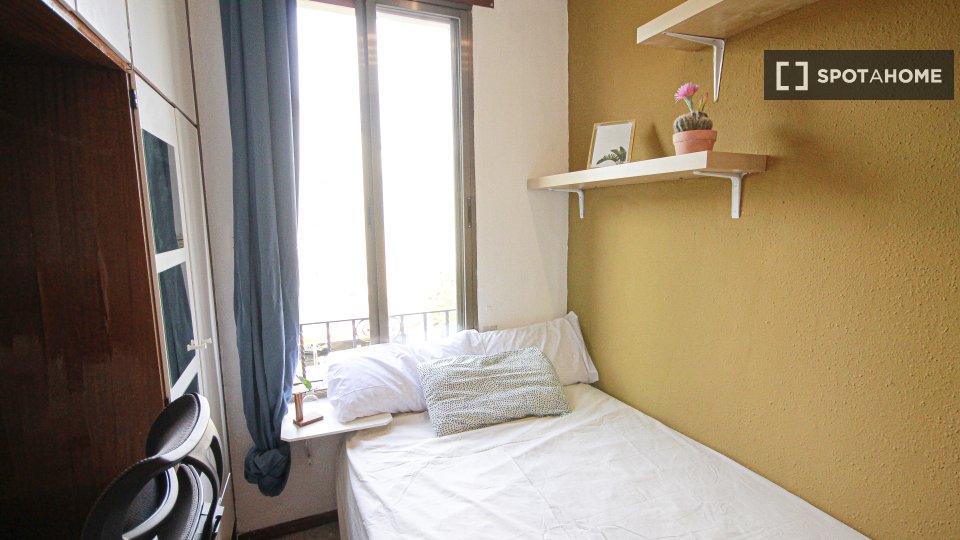 Double room Barcelona, 5 beds — photo 3