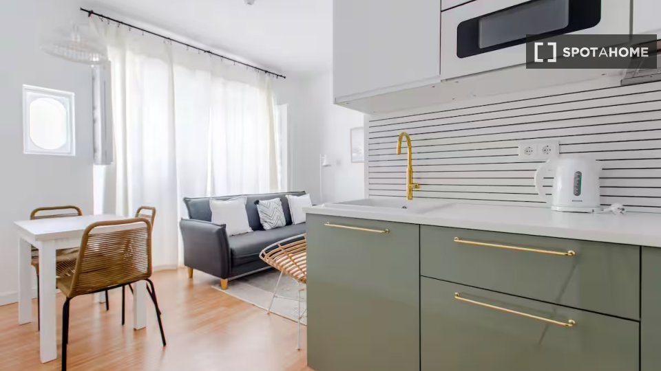Apartment Lisbon, 2 beds — photo 5