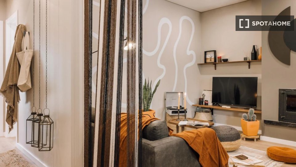 Apartment Lisbon, 2 beds — photo 11