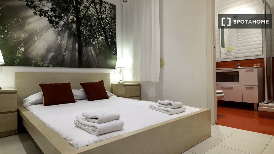 Apartment Barcelona, 2 beds, 63m² — photo 5