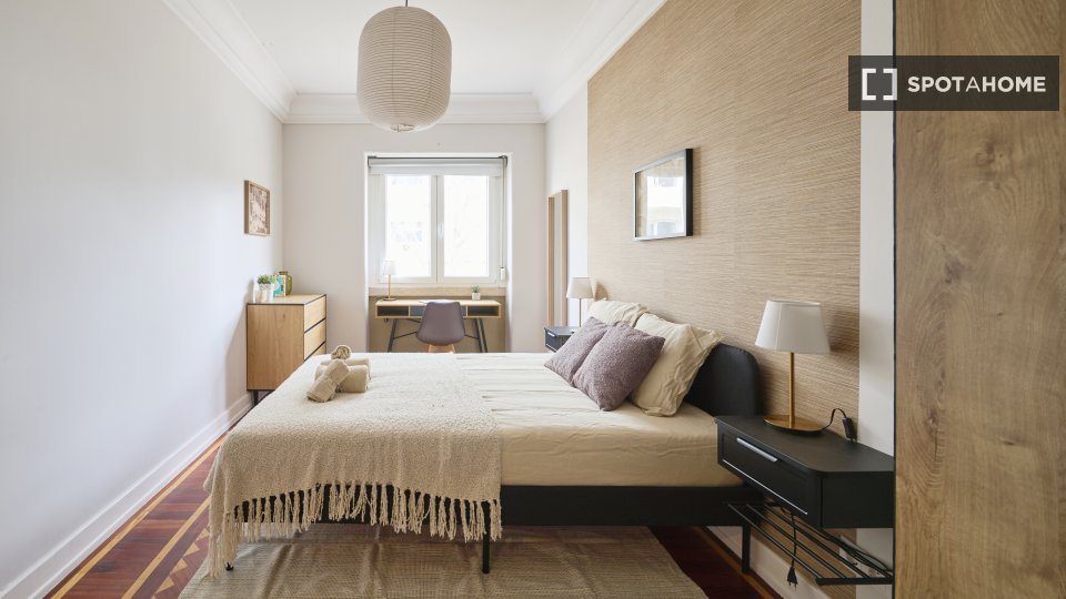 Double room Lisbon, 6 beds — photo 10