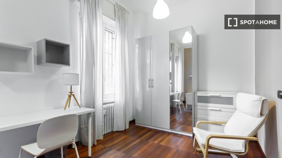 Double room Milan, 4 beds, 119m² — photo 11